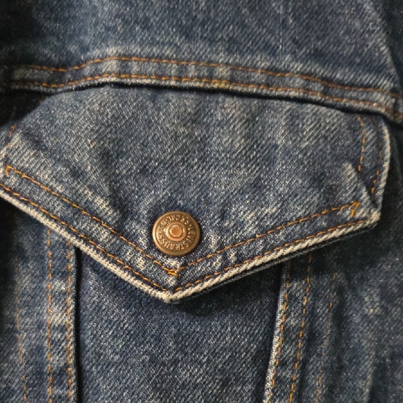 Levis [Levis 70608-0217 Made In USA] Vintage Denim Sherpa-Lined Jacket - Picture 7 of 9